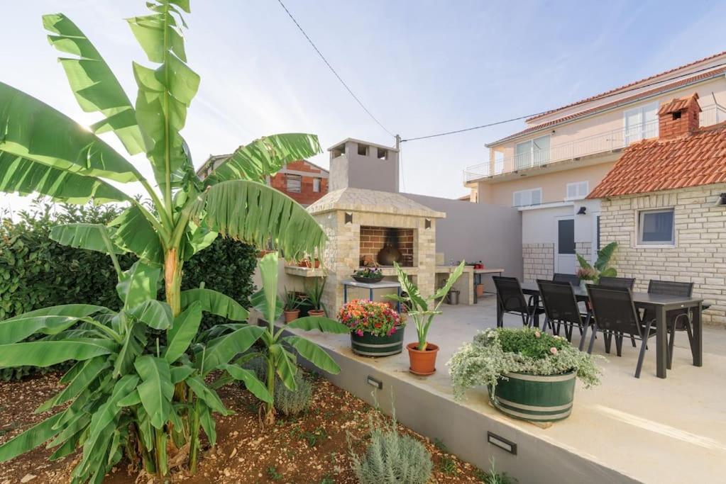House Ana- For Quite And Relaxing Vacation *